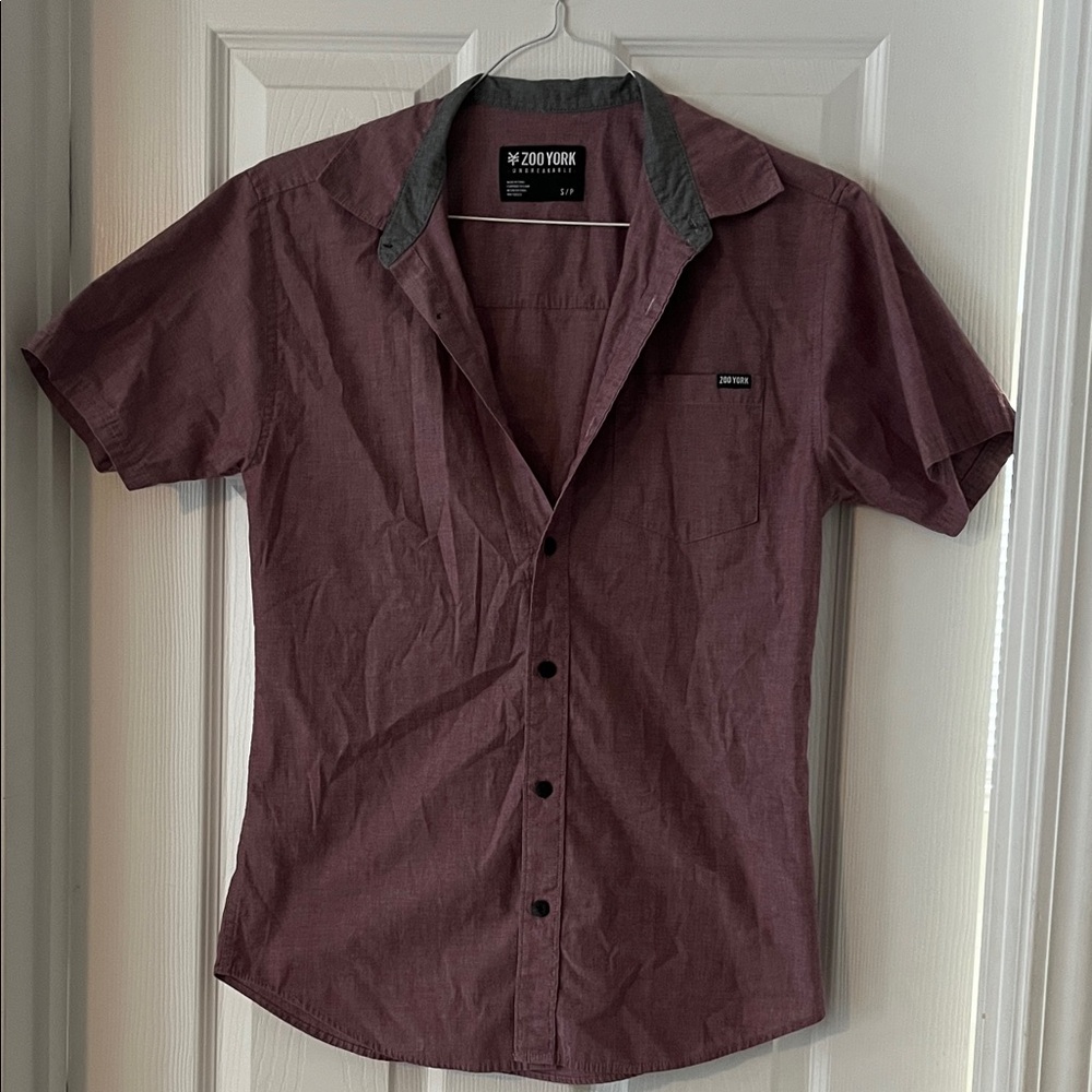 Zoo York Men's Maroon Button Down Shirt